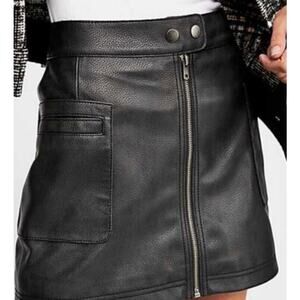 Free People Fabulous High A-Line Faux Leather Mini Skirt Black Size 2 Zip Front